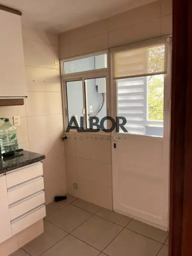 Apartamento ID.334 - Alquiler Apartamento 2 Dormitorios + Garage - Pocitos