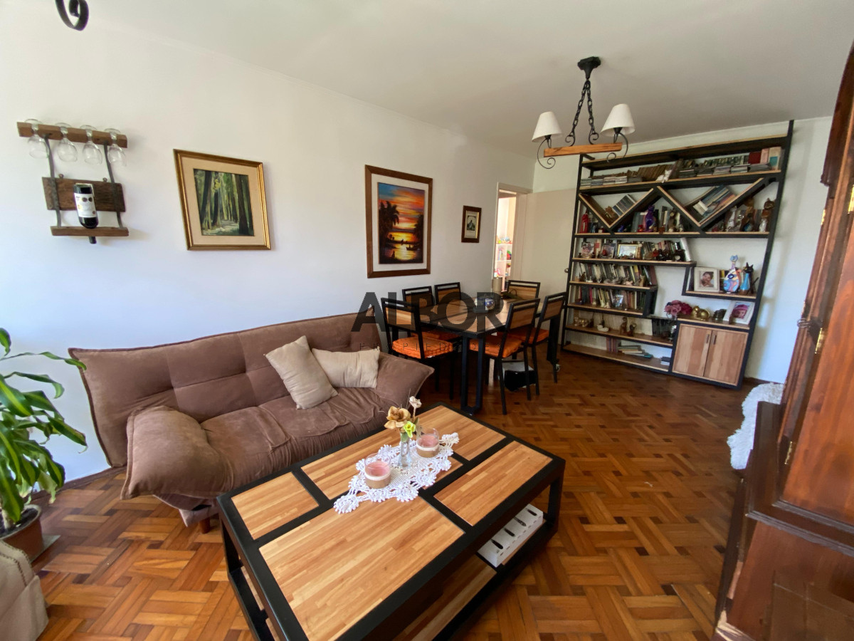Apartamento ID.565 - Alquiler Apto 3 Dormitorios + Terraza con Parillero de uso exclusivo + SIN GASTOS COMUNES - Malvín 