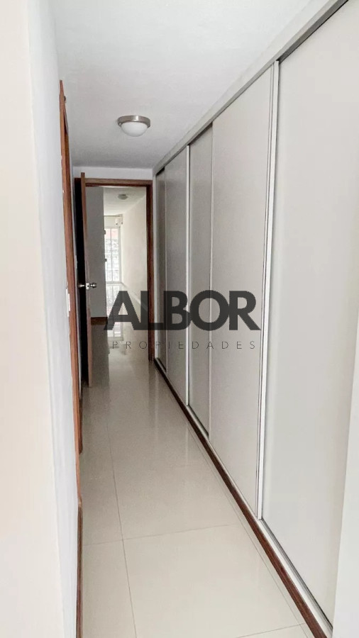 Apartamento ID.75 - Alquiler Apartamento 1 Dormitorio Con Patio - Villa Biarritz