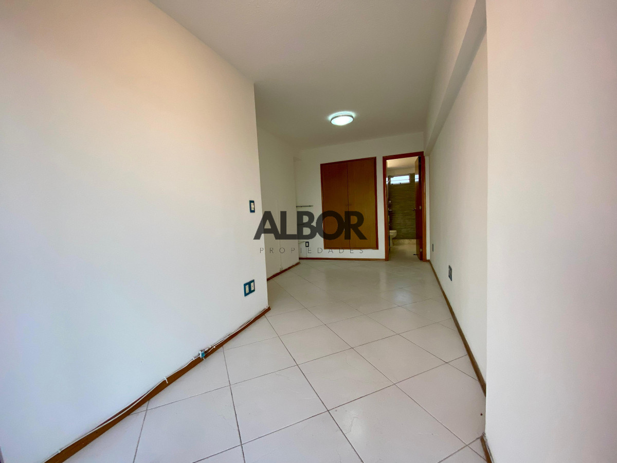 Apartamento ID.443 - Alquiler Apartamento 3 Dormitorios + Garage - Malvin