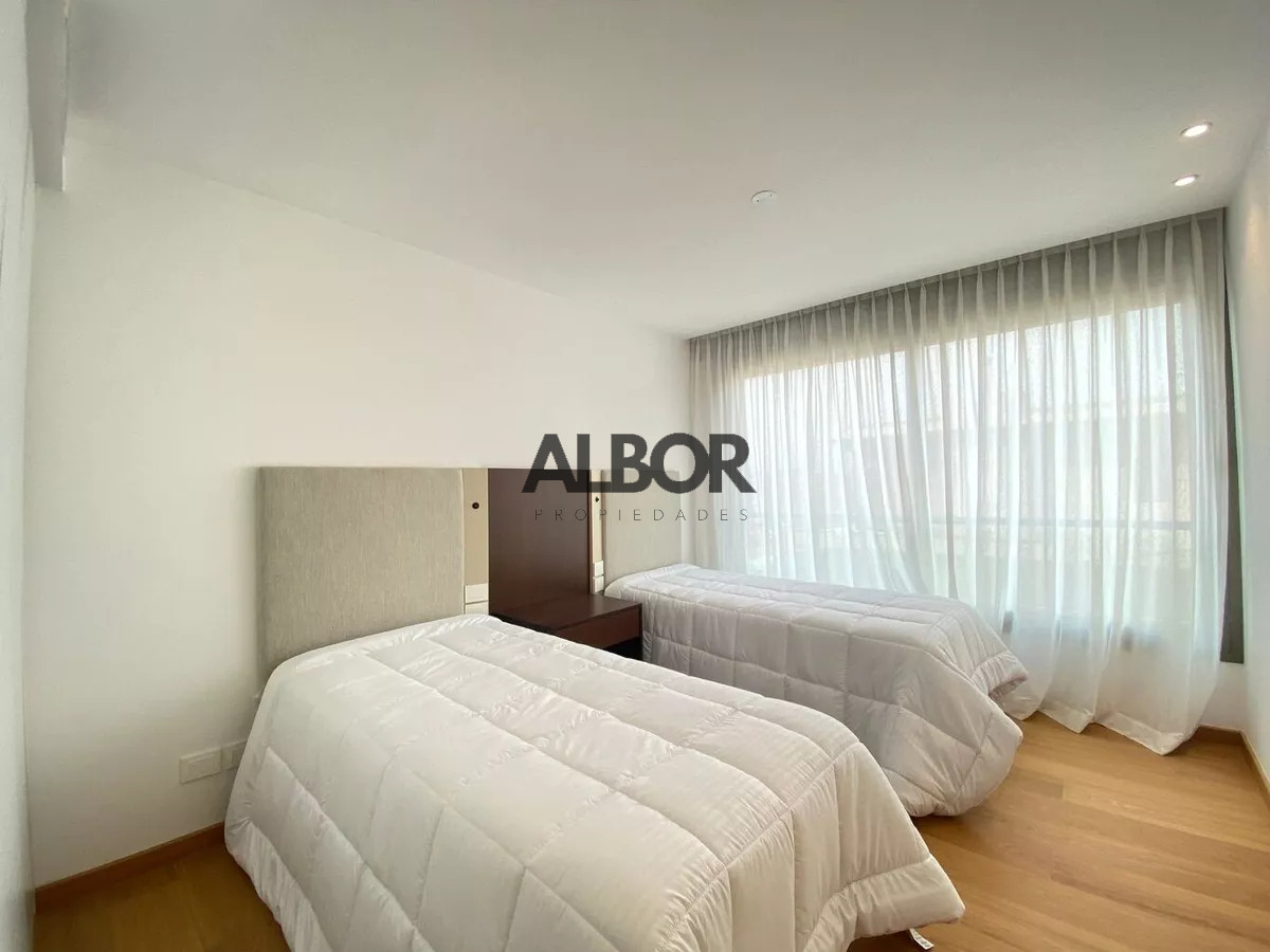 Apartamento ID.350 - Alquiler Apartamento 3 Dormitorios Con Garage en Carrasco - Barrio Parque - Alive Residence