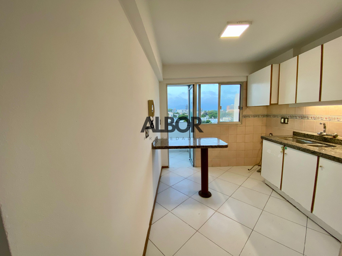 Apartamento ID.443 - Alquiler Apartamento 3 Dormitorios + Garage - Malvin