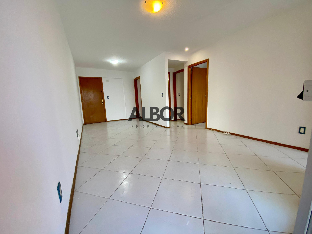 Apartamento ID.443 - Alquiler Apartamento 3 Dormitorios + Garage - Malvin