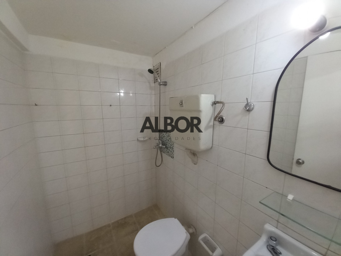 Apartamento ID.803 - Alquiler Amplio  Monoambiente con cocina definida en Centro - Zona de facultades