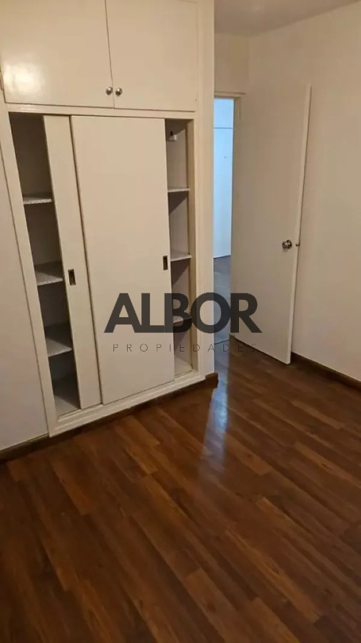 Apartamento ID.334 - Alquiler Apartamento 2 Dormitorios + Garage - Pocitos