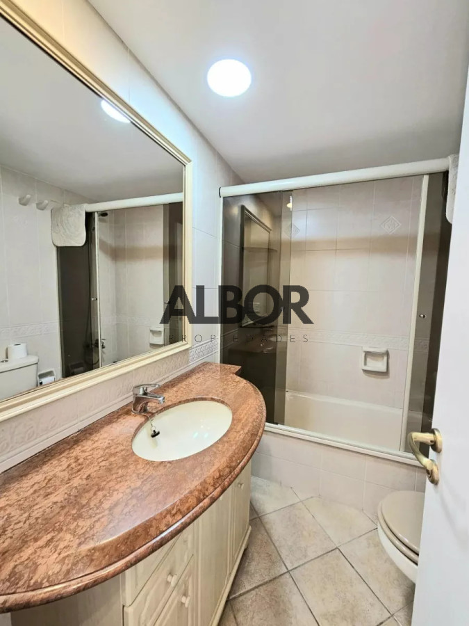 Apartamento ID.468 - Alquiler Apartamento 2 Dormitorios Amoblado + Garaje - Pocitos