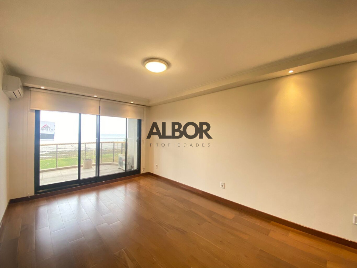 Apartamento ID.245 - Alquiler Apartamento 3 dormitorios - Punta Carretas