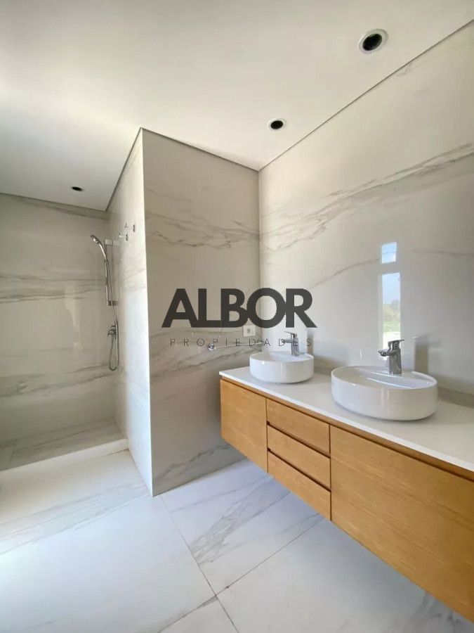 Apartamento ID.350 - Alquiler Apartamento 3 Dormitorios Con Garage en Carrasco - Barrio Parque - Alive Residence