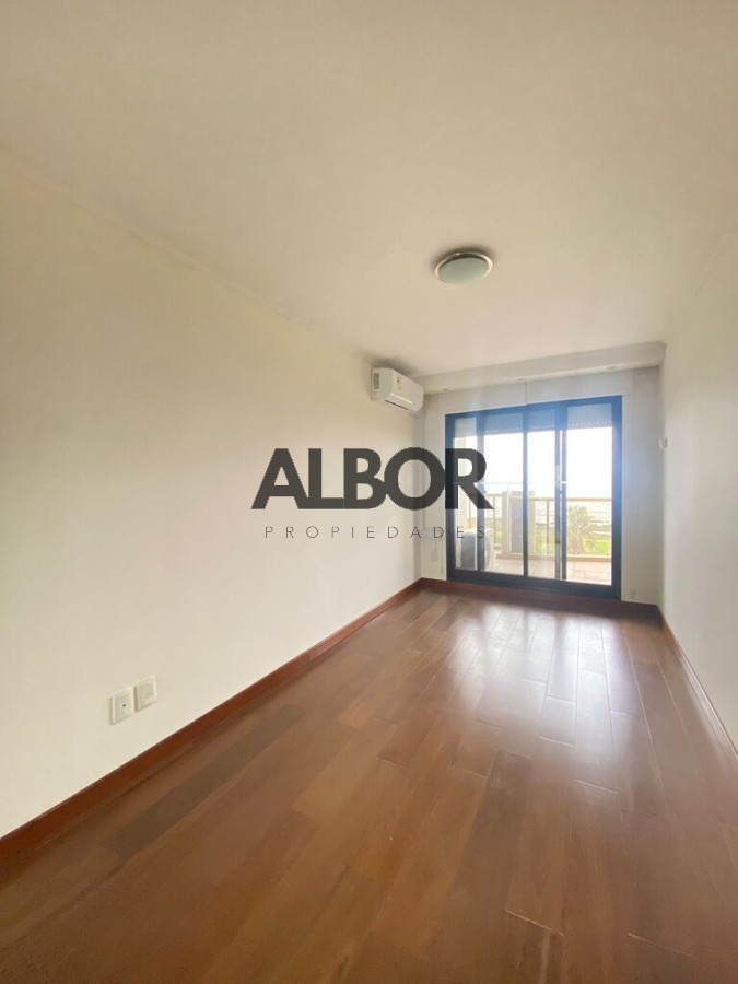 Apartamento ID.245 - Alquiler Apartamento 3 dormitorios - Punta Carretas