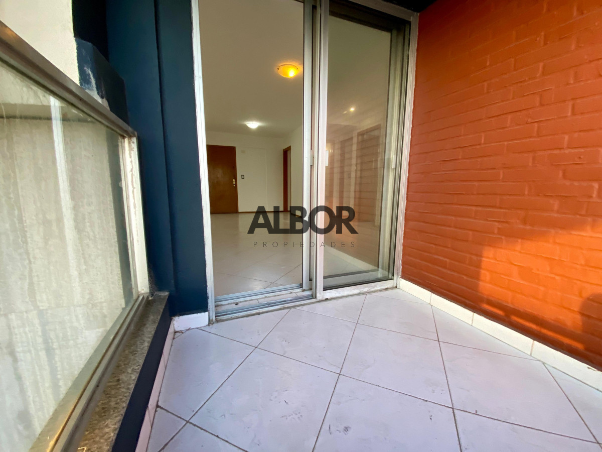 Apartamento ID.443 - Alquiler Apartamento 3 Dormitorios + Garage - Malvin