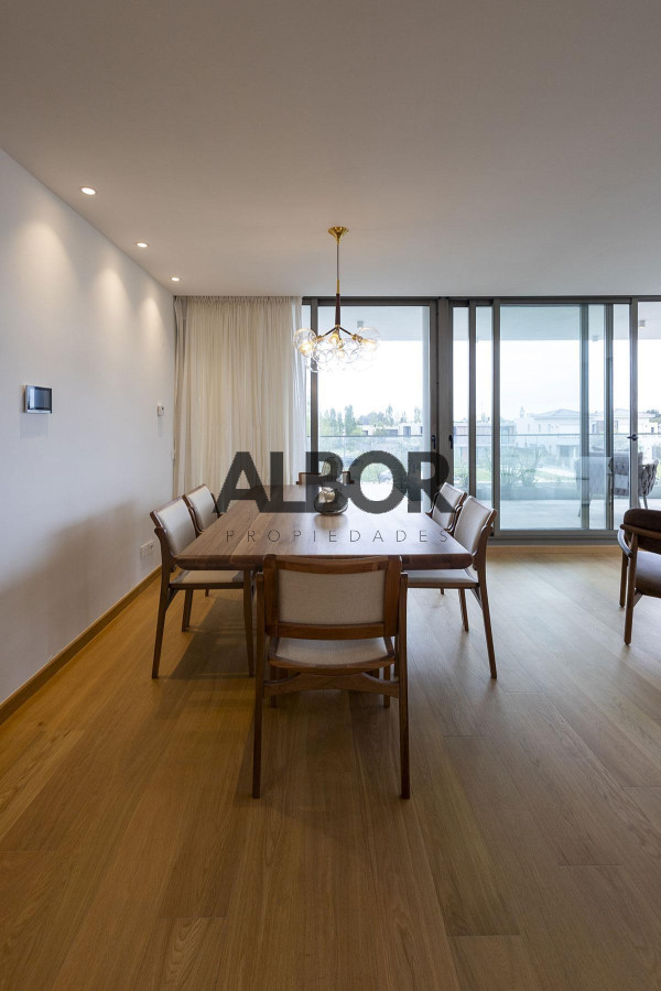 Apartamento ID.466 - Alquiler Apartamento 2 Dormitorios Con Garage en Carrasco - Barrio Parque - Alive Residence