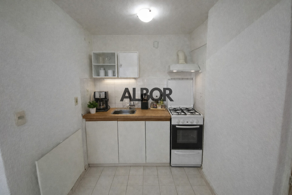 Apartamento ID.803 - Alquiler Amplio  Monoambiente con cocina definida en Centro - Zona de facultades