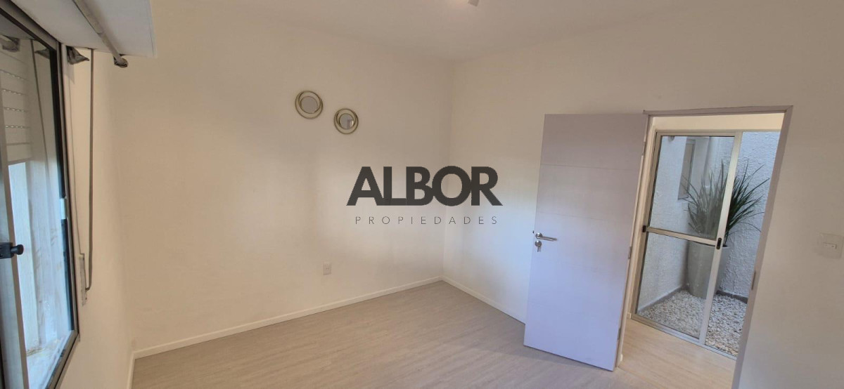 Casa ID.1381 - Venta de apartamento de 2 dormitorios con renta - La Blanqueada