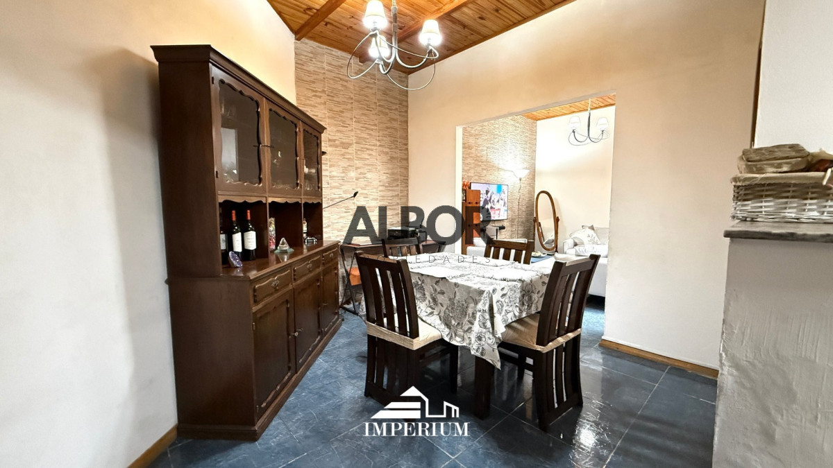 Casa ID.1464 - Venta casa 2 dormitorios - 2 baños - 126 m2 - Cordón