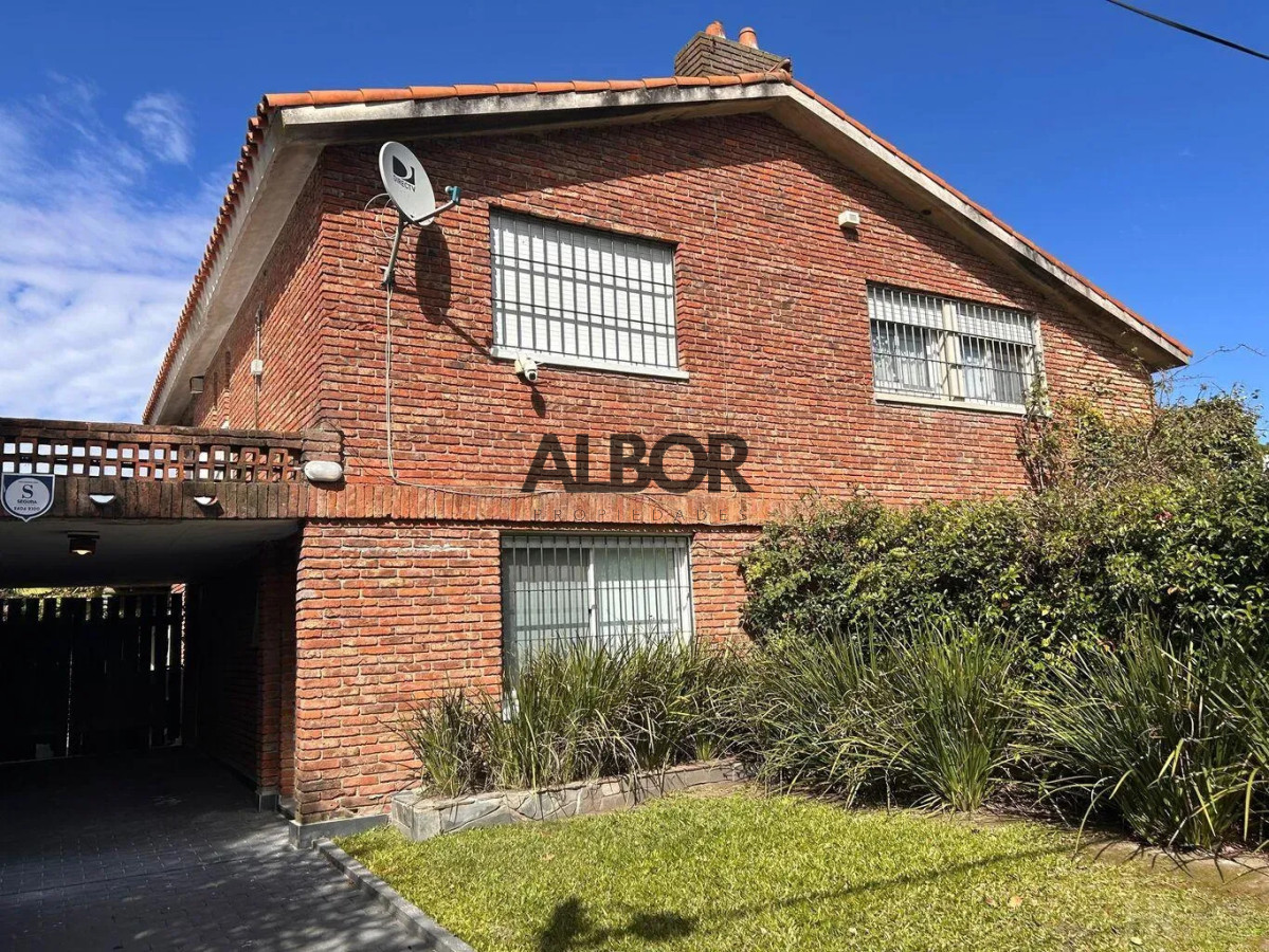 Casa ID.1468 - Alquiler Casa 2 Dormitorios - Carrasco Sur 