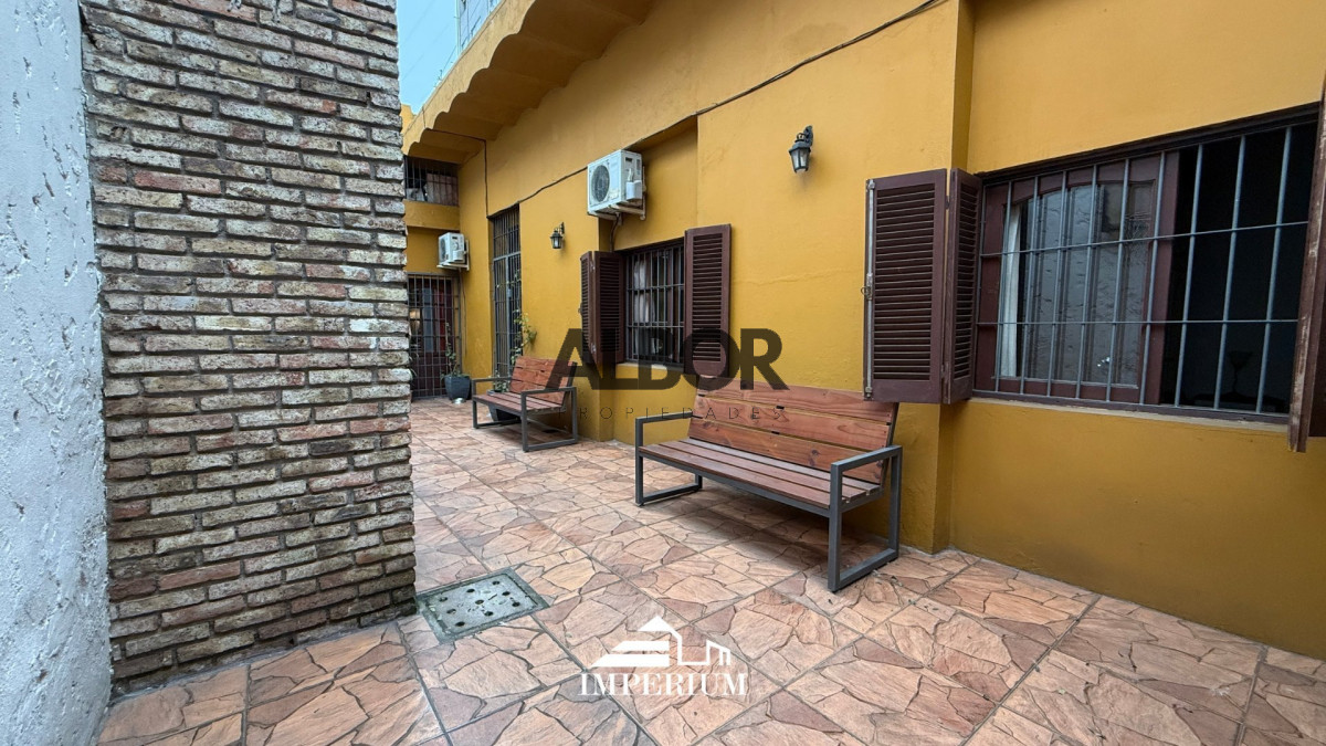 Casa ID.1464 - Venta casa 2 dormitorios - 2 baños - 126 m2 - Cordón