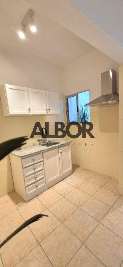 Casa ID.1381 - Venta de apartamento de 2 dormitorios con renta - La Blanqueada