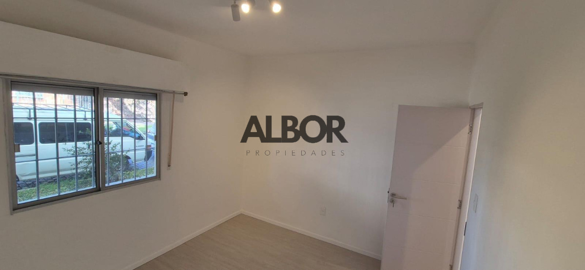 Casa ID.1381 - Venta de apartamento de 2 dormitorios con renta - La Blanqueada