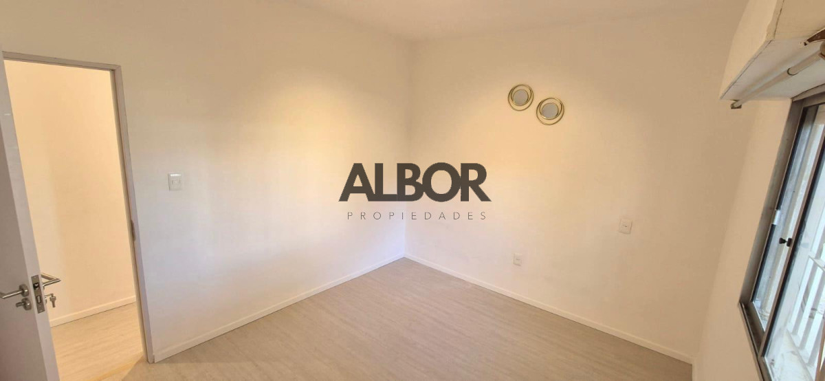 Casa ID.1381 - Venta de apartamento de 2 dormitorios con renta - La Blanqueada