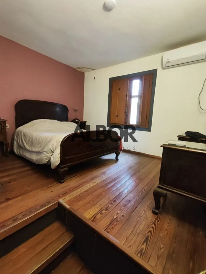 Casa ID.1435 - Venta casa reciclada en Palermo con apartamento independiente - Patio - Garage