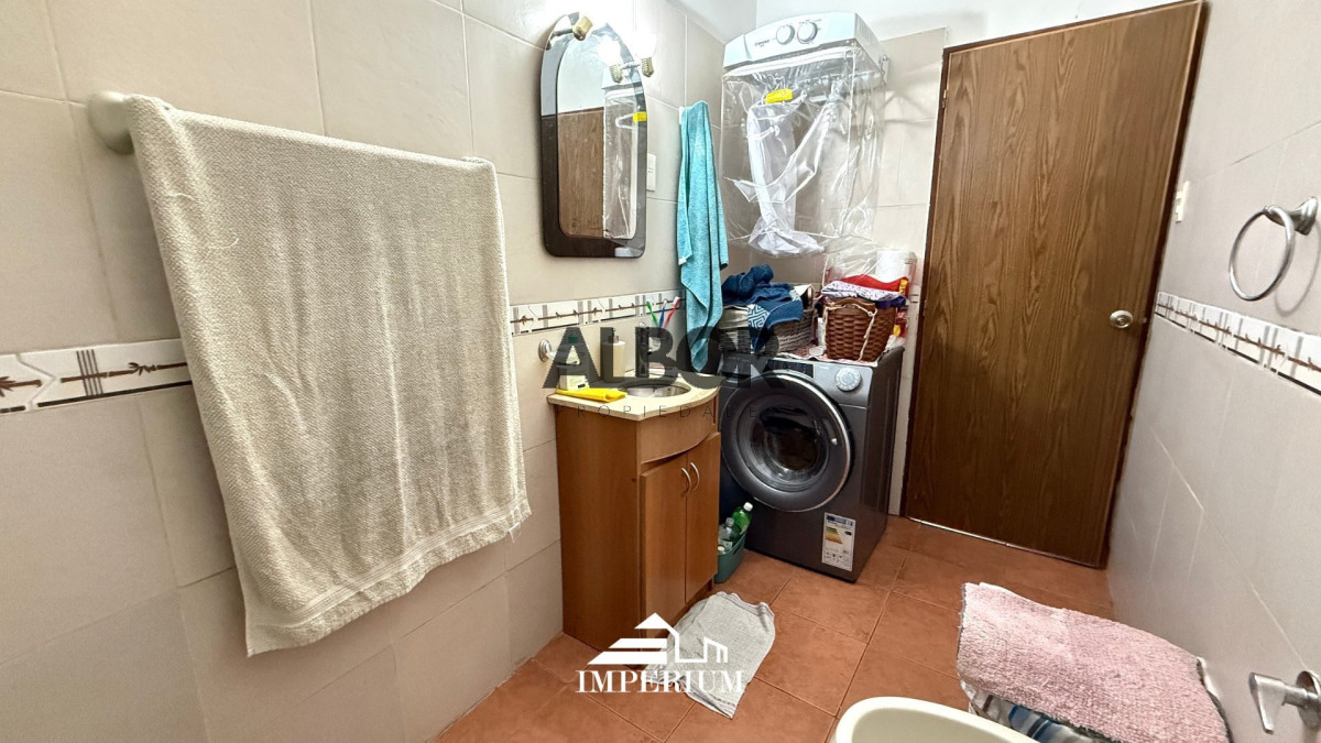 Casa ID.1464 - Venta casa 2 dormitorios - 2 baños - 126 m2 - Cordón