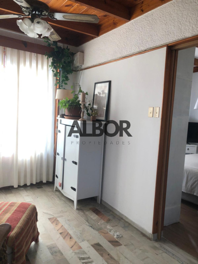 Casa ID.1479 - Alquiler casa Ph 2 dormitorios + altillo - Parque Rodo