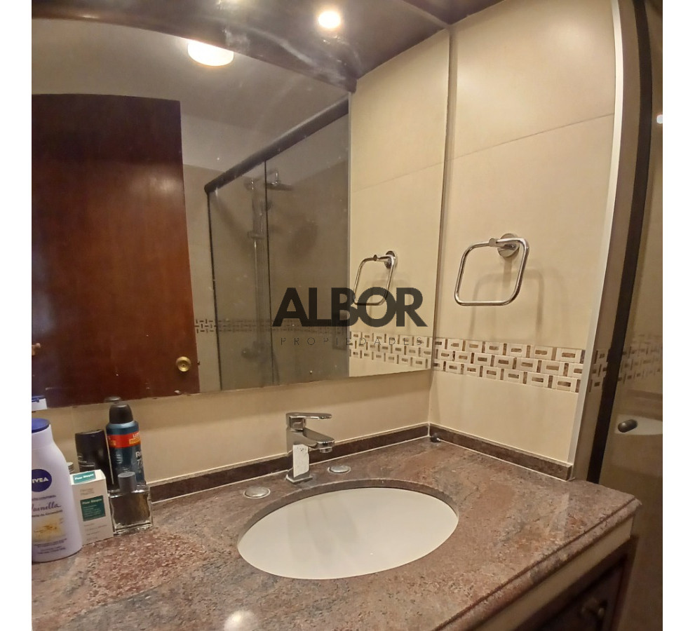 Casa ID.212 - Venta Casa Seis Dorms - Parque Batlle