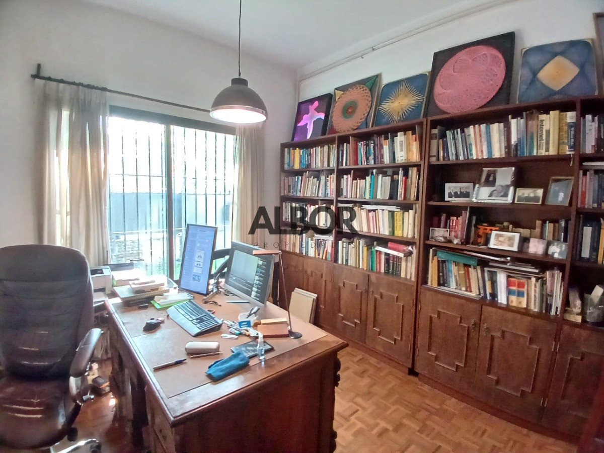 Casa ID.212 - Venta Casa Seis Dorms - Parque Batlle