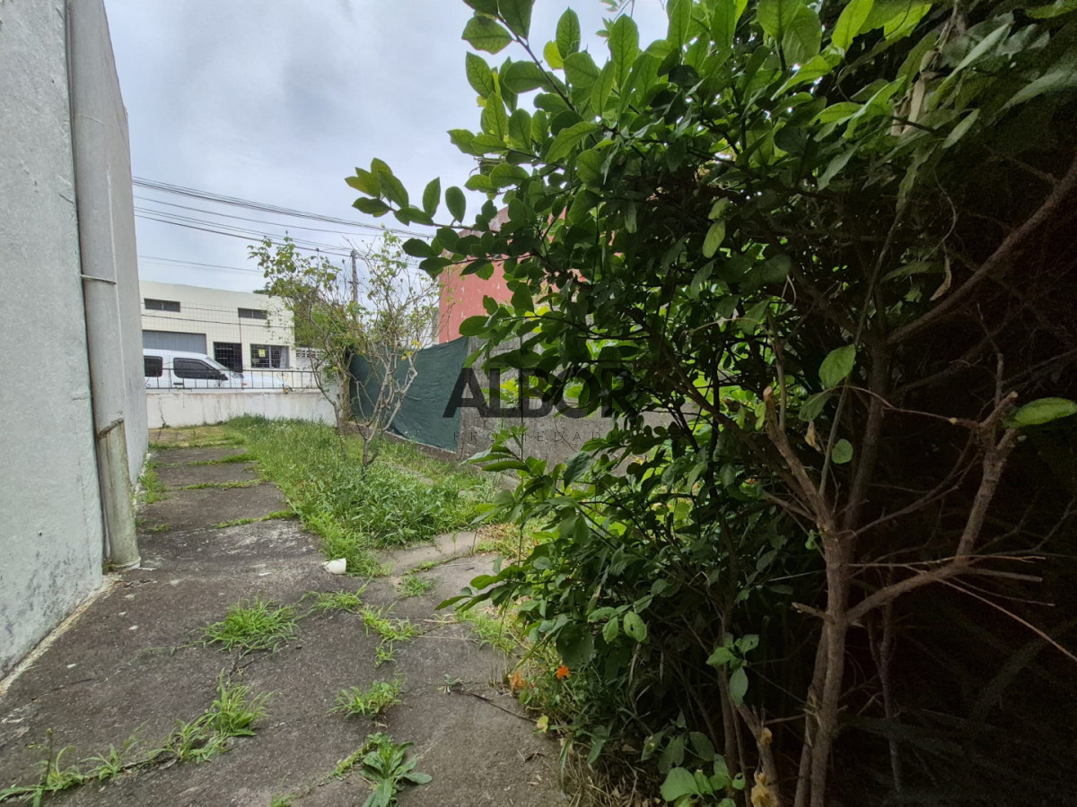 Casa ID.1212 - Venta casa 2 dormitorios - Patio - Frente - Parrillero - Santa Lucia - Canelones