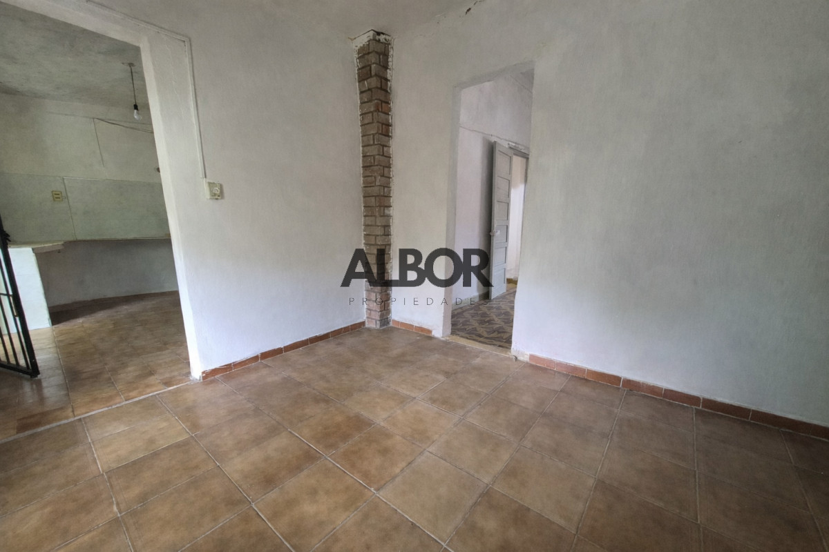 Casa ID.1212 - Venta casa 2 dormitorios - Patio - Frente - Parrillero - Santa Lucia - Canelones