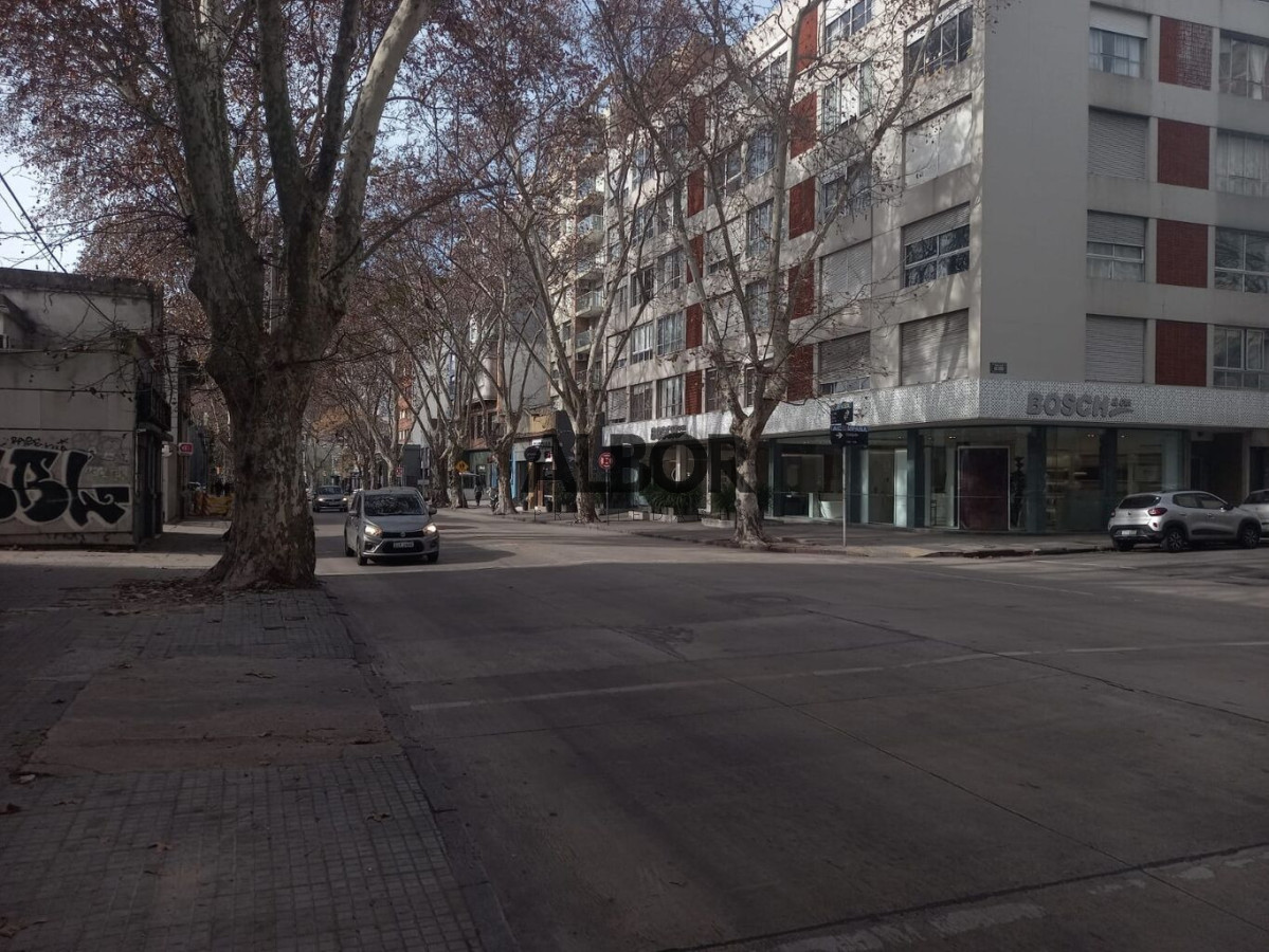 Local Comercial ID.1471 - Alquiler local comercial 50 m2 - Pocitos