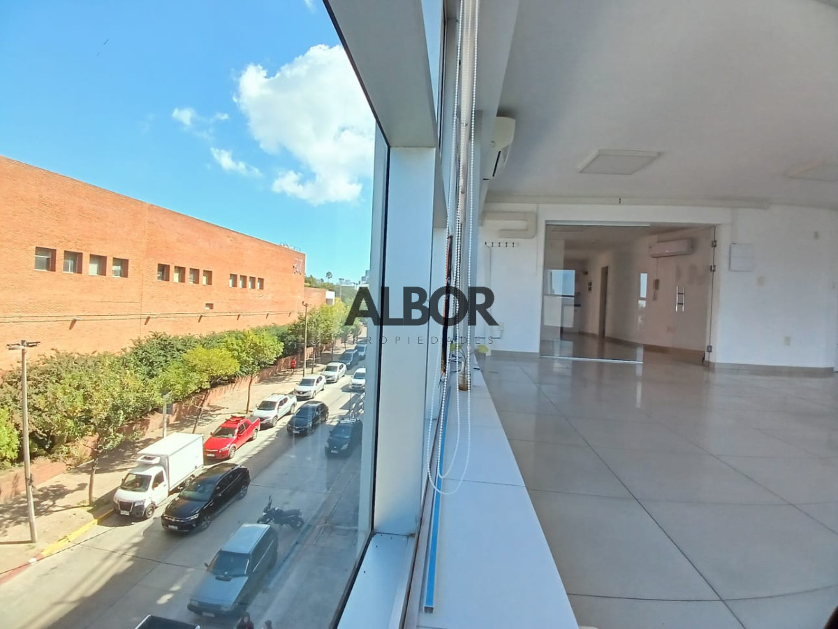 Local Comercial ID.534 - Alquiler  Oficina - World Trade Center - Pocitos