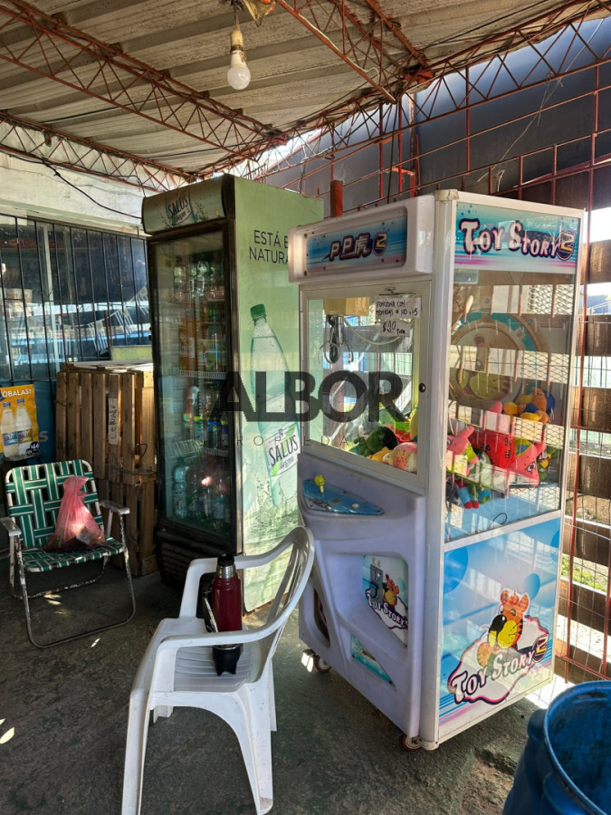 Local Comercial ID.1465 - Venta llave de negocio almacen 24 hs - buen fluido de clientela zona de alto transito