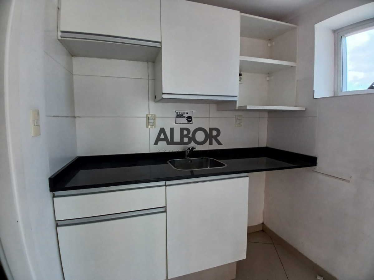 Local Comercial ID.534 - Alquiler  Oficina - World Trade Center - Pocitos