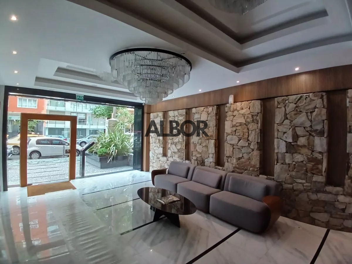 Apartamento ID.394 - Alquiler Apartamento Amoblado 2 dormitorios + Garage - Punta Carretas 