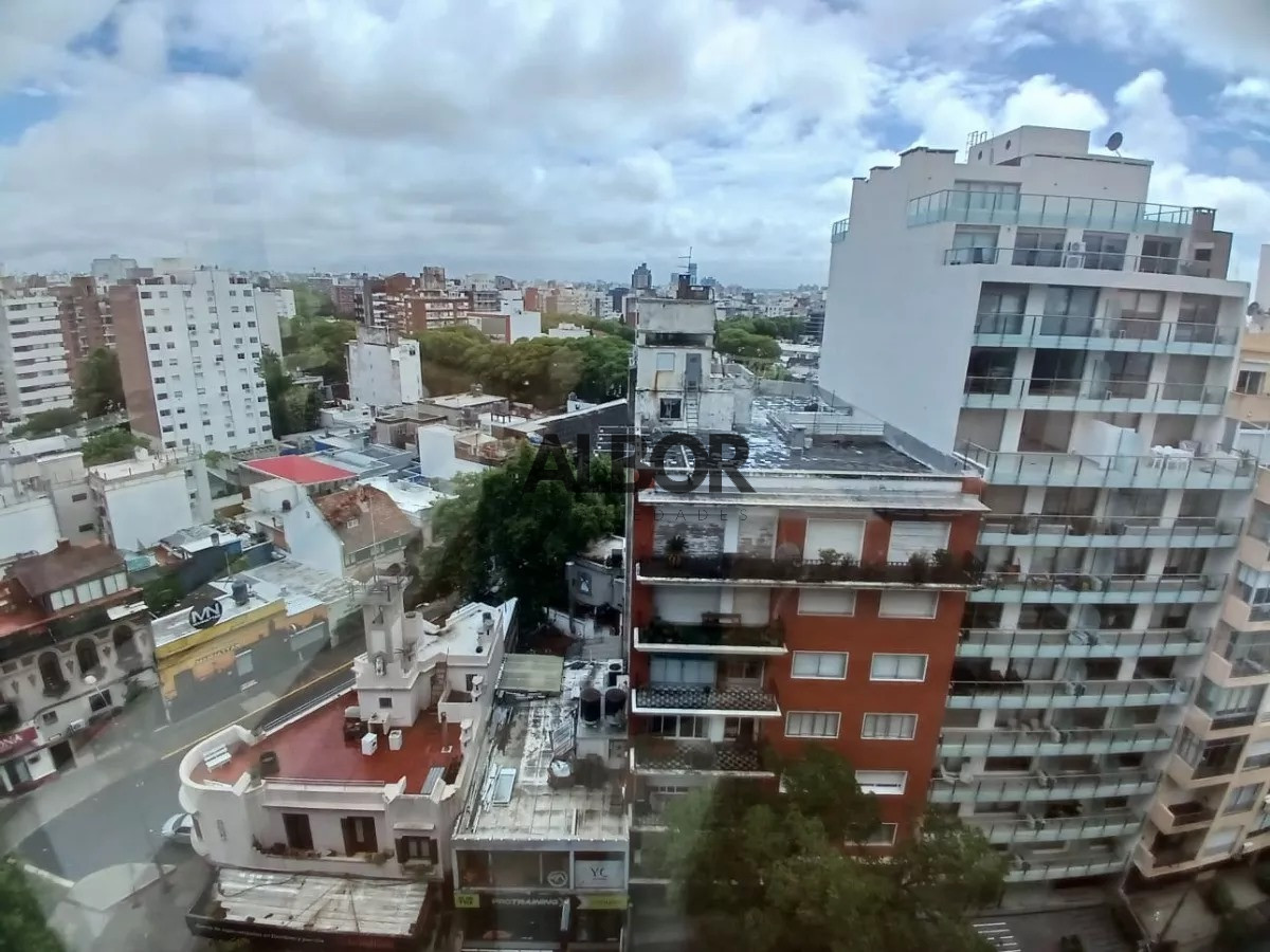 Apartamento ID.394 - Alquiler Apartamento Amoblado 2 dormitorios + Garage - Punta Carretas 