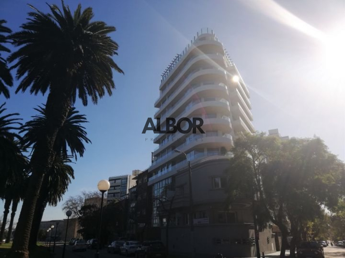 Apartamento ID.396 - Alquiler apartamento 3 Dormitorios Punta Carretas  + garage  Birdie Golf