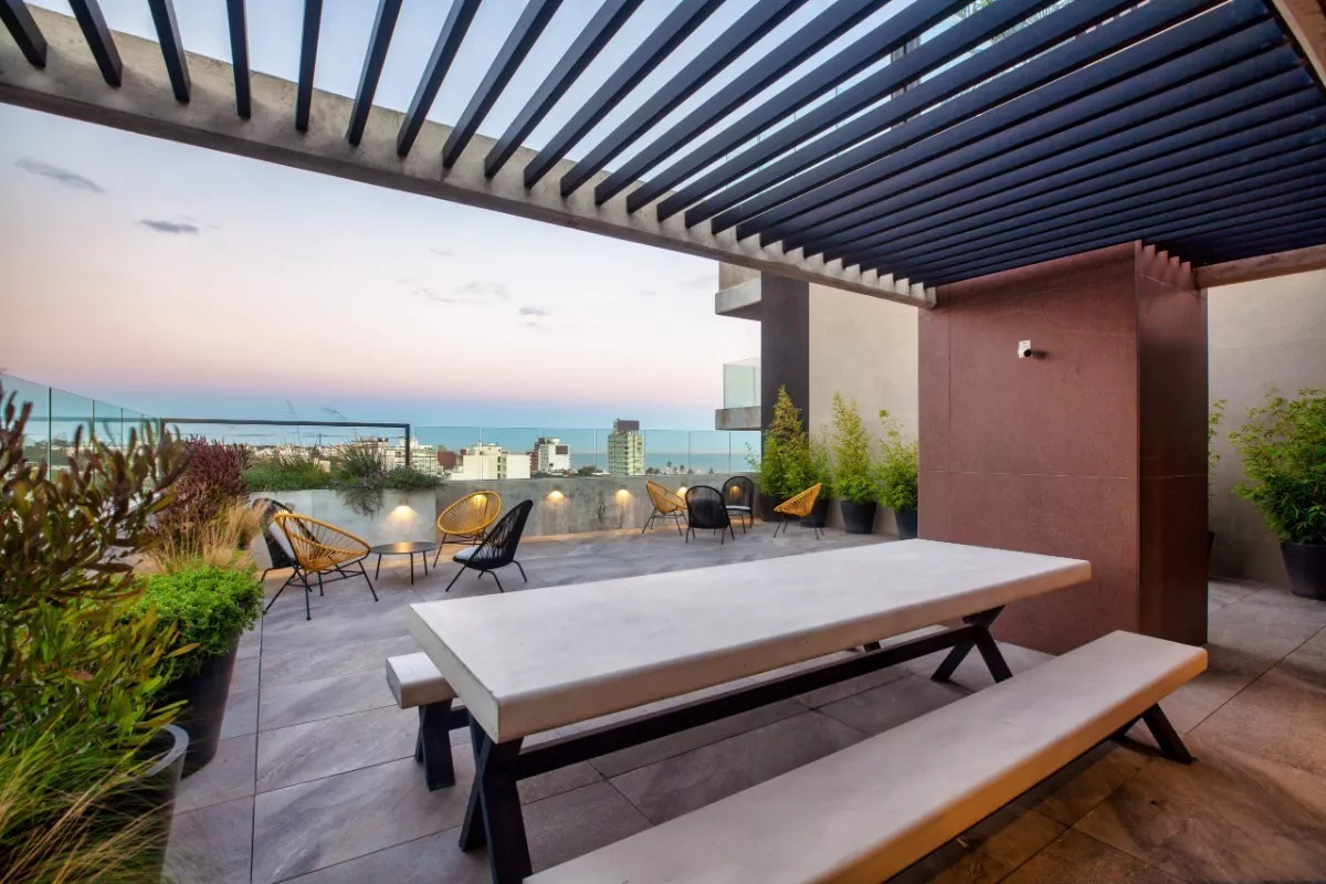 Venta Apartamento 2 Dormitorios - Torre Arenas - Malvín