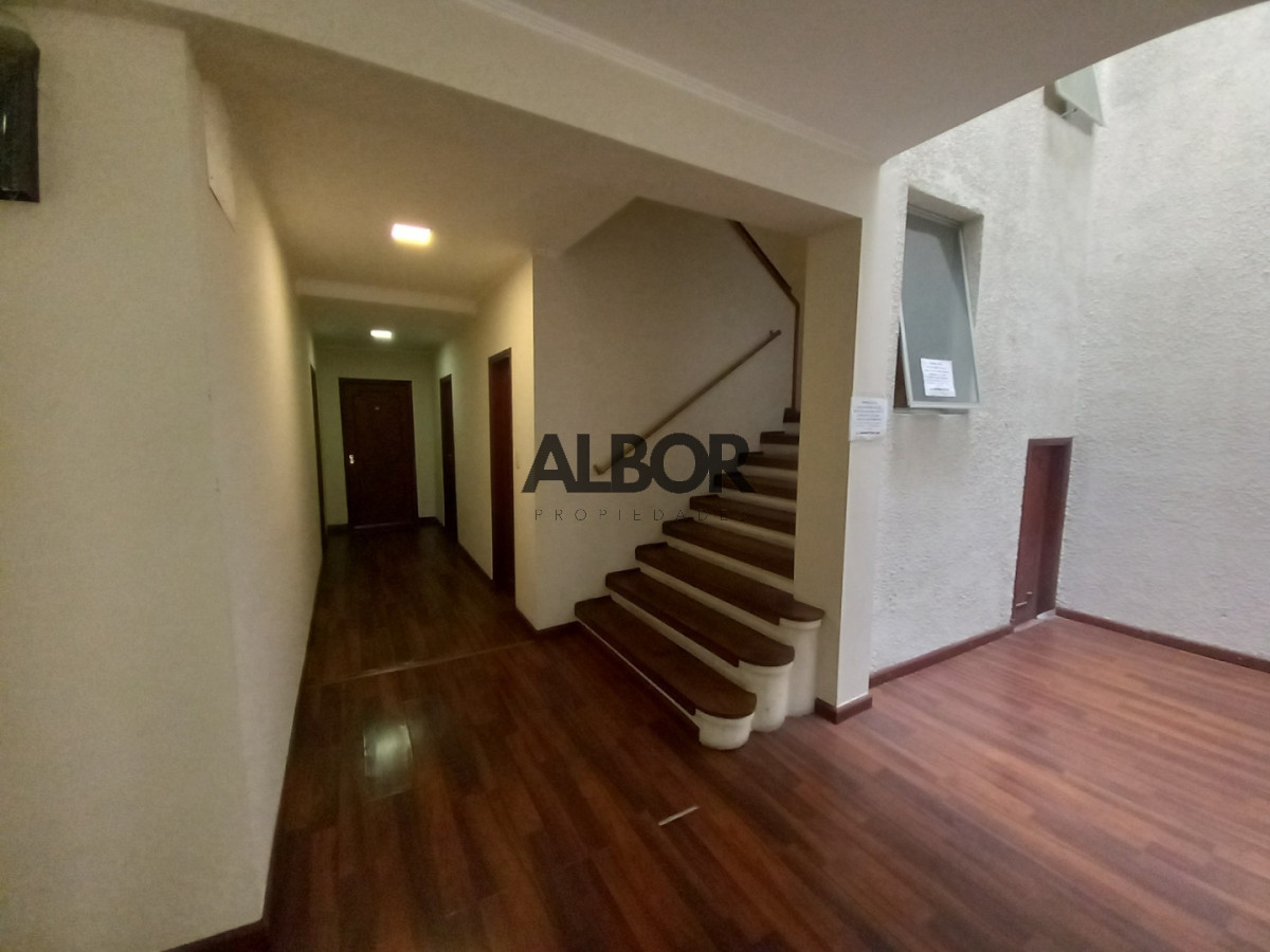 Oficina ID.1407 - Alquiler Oficina 1 Ambiente - Ciudad Vieja