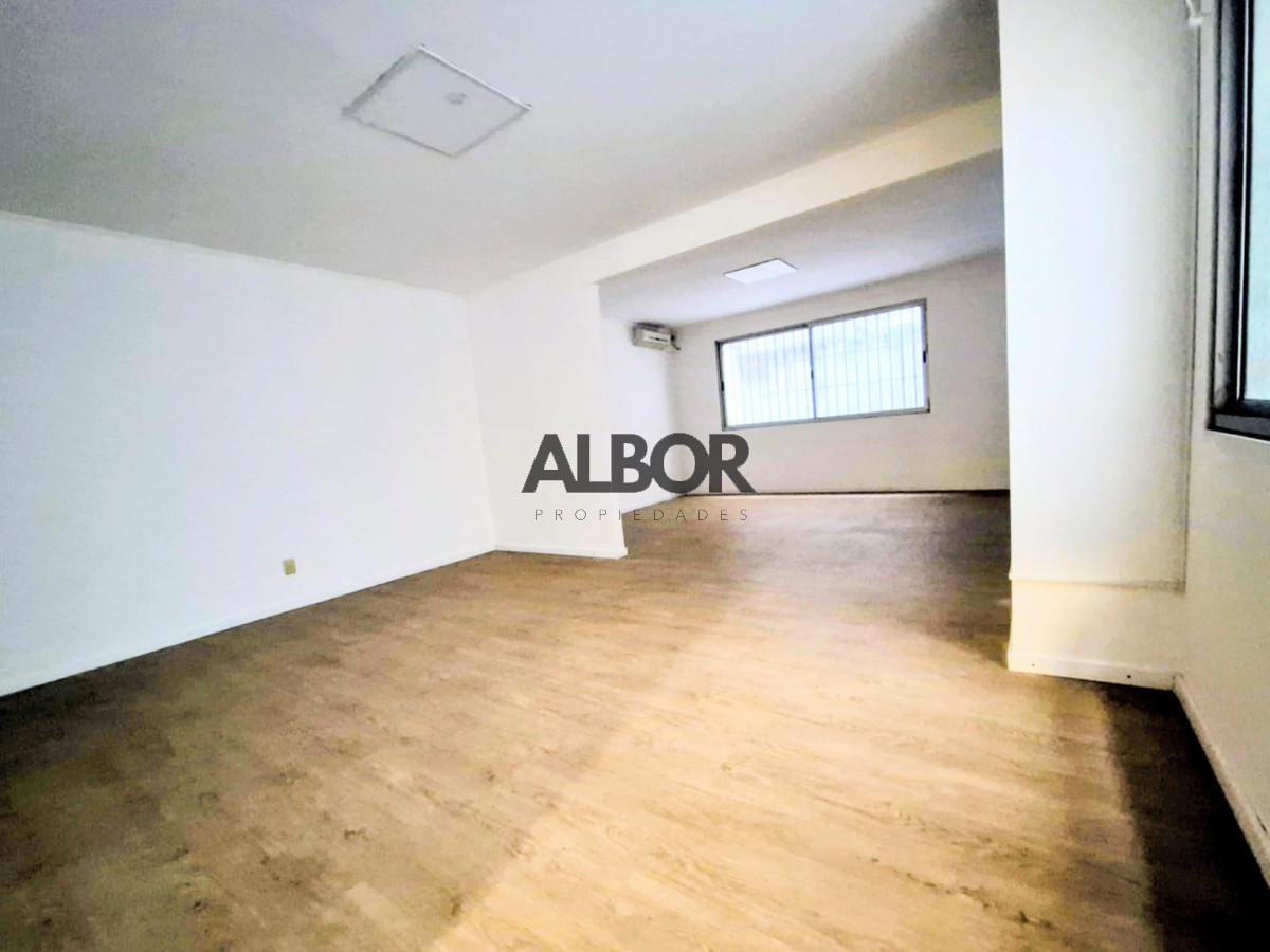 Oficina ID.1408 - Alquiler Oficina 1 Ambiente - Ciudad Vieja