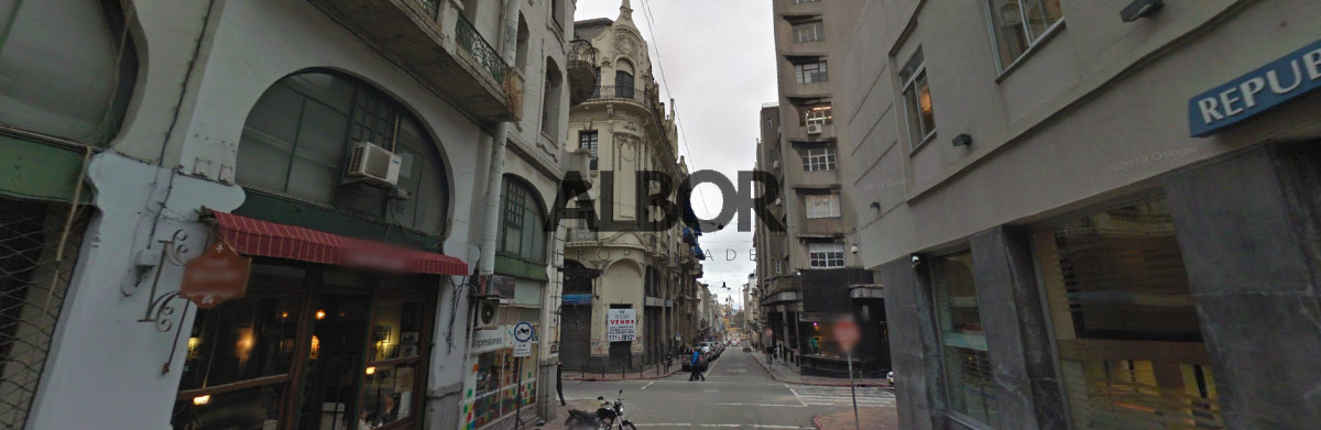 Oficina ID.1343 - Alquiler de Oficina en Ciudad Vieja - Edificio Centenario