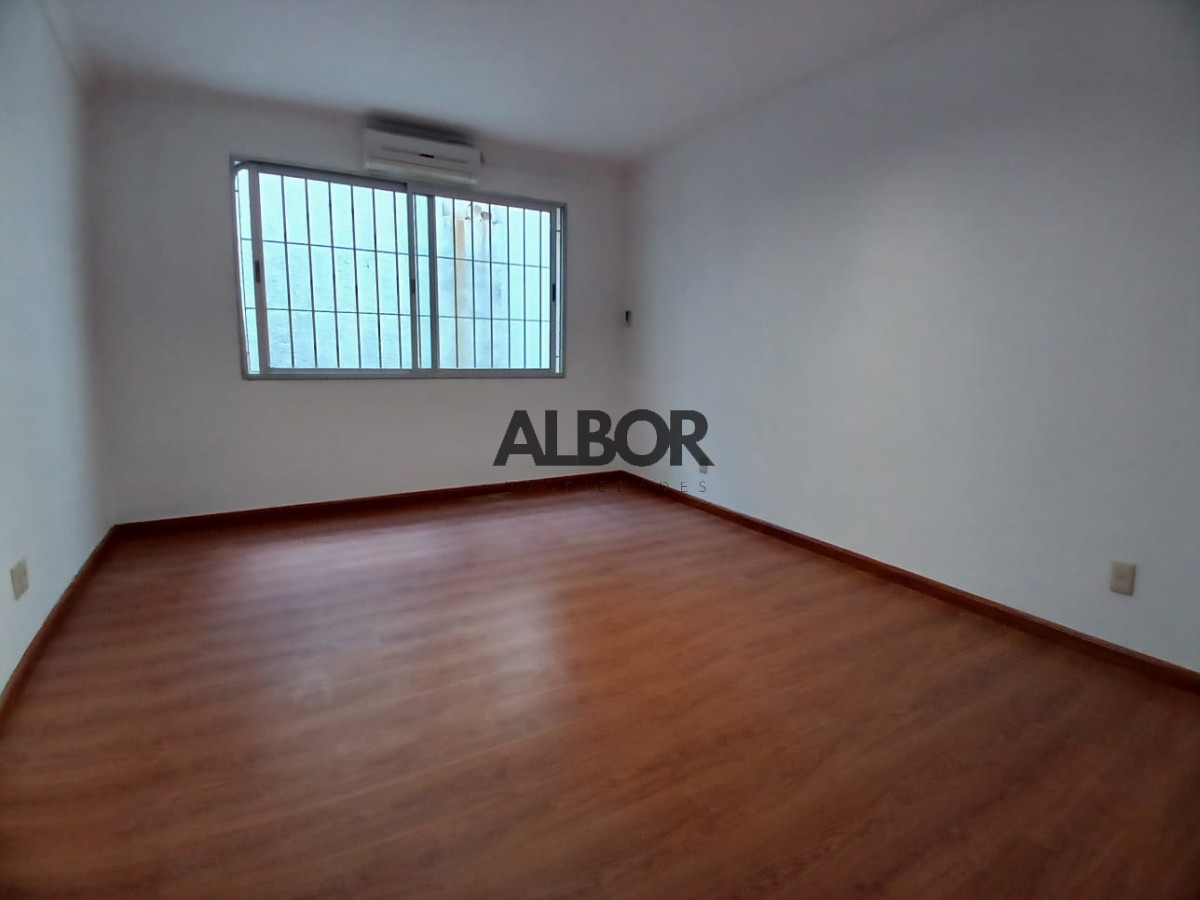 Oficina ID.422 - Alquiler Oficina un Ambiente - Ciudad Vieja