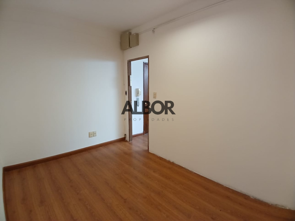 Oficina ID.420 - Alquiler Oficina 1 Ambiente - Ciudad Vieja