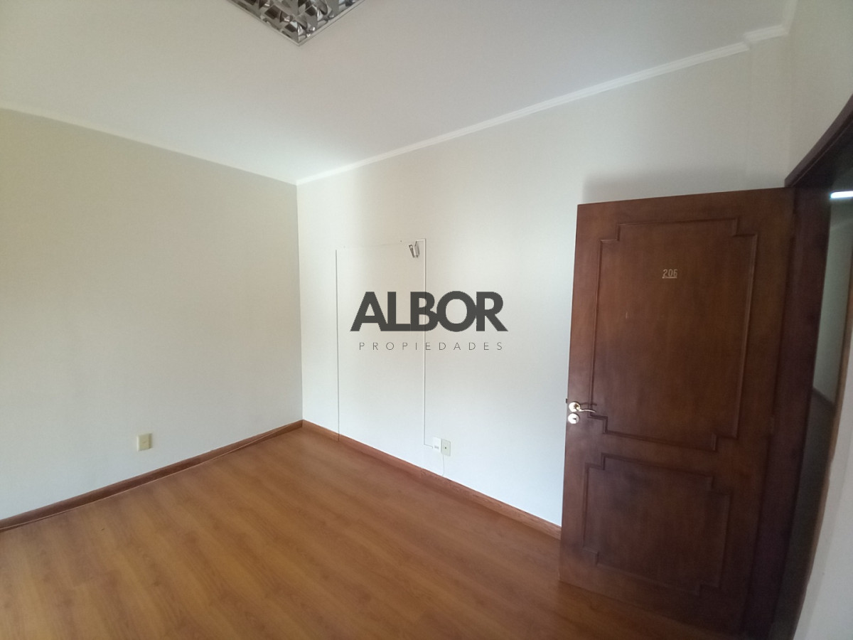 Oficina ID.1405 - Alquiler Oficina 1 Ambiente - Ciudad Vieja