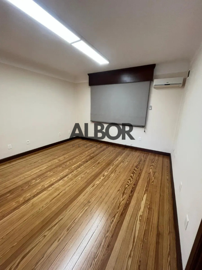 Oficina ID.1343 - Alquiler de Oficina en Ciudad Vieja - Edificio Centenario