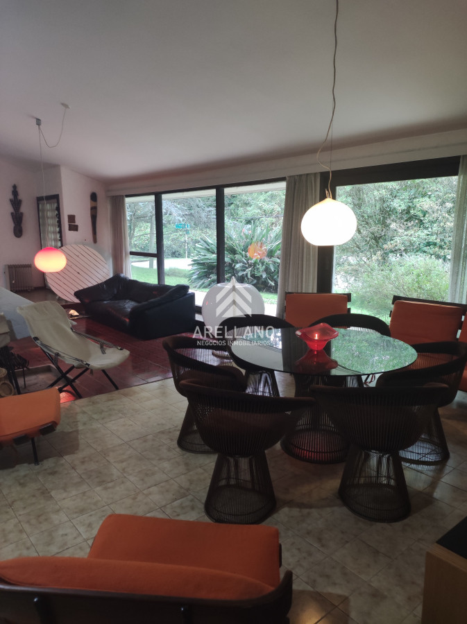 Casa ID.4563 - Chalet en venta en Av. del Mar - Barrio Lugano