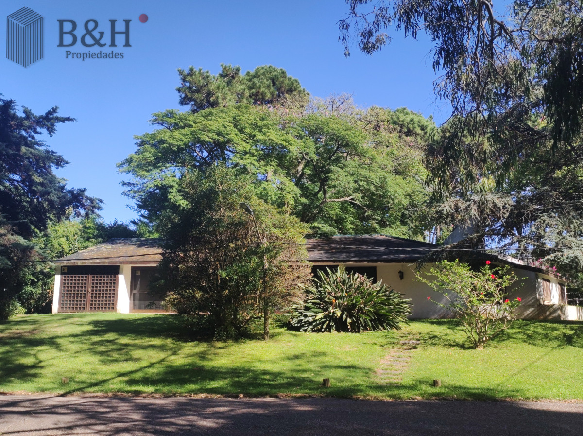 Casa ID.4529 - Chalet en venta en Av. del Mar - Barrio Lugano