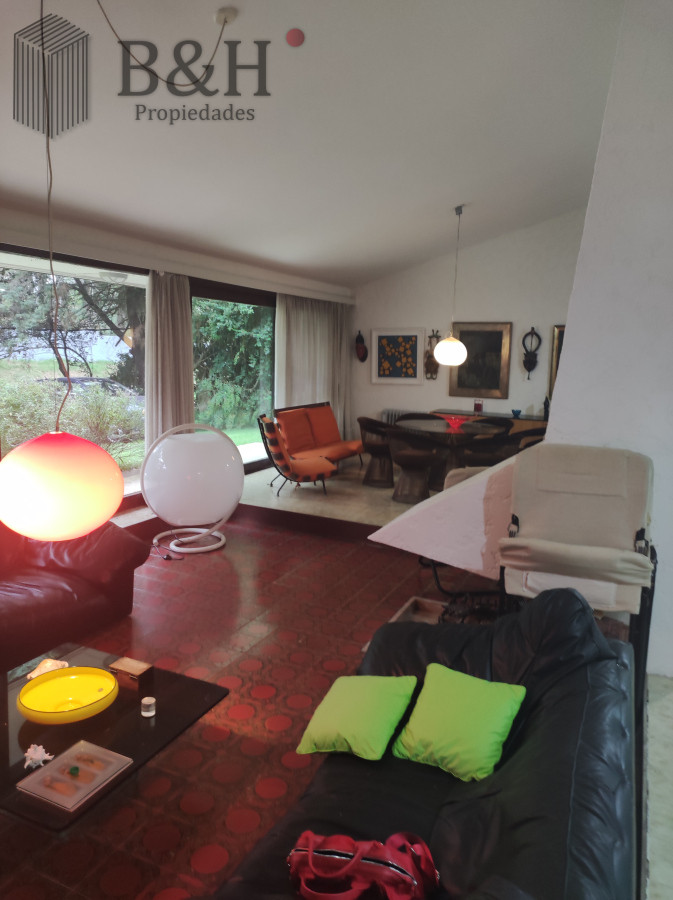 Casa ID.4529 - Chalet en venta en Av. del Mar - Barrio Lugano