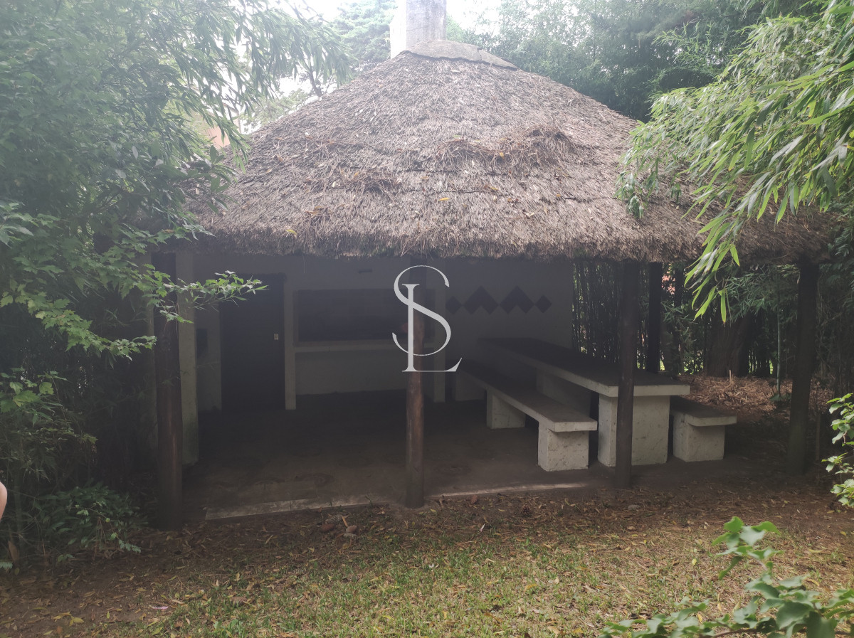 Casa ID.95 - Chalet en venta en Av. del Mar - Barrio Lugano
