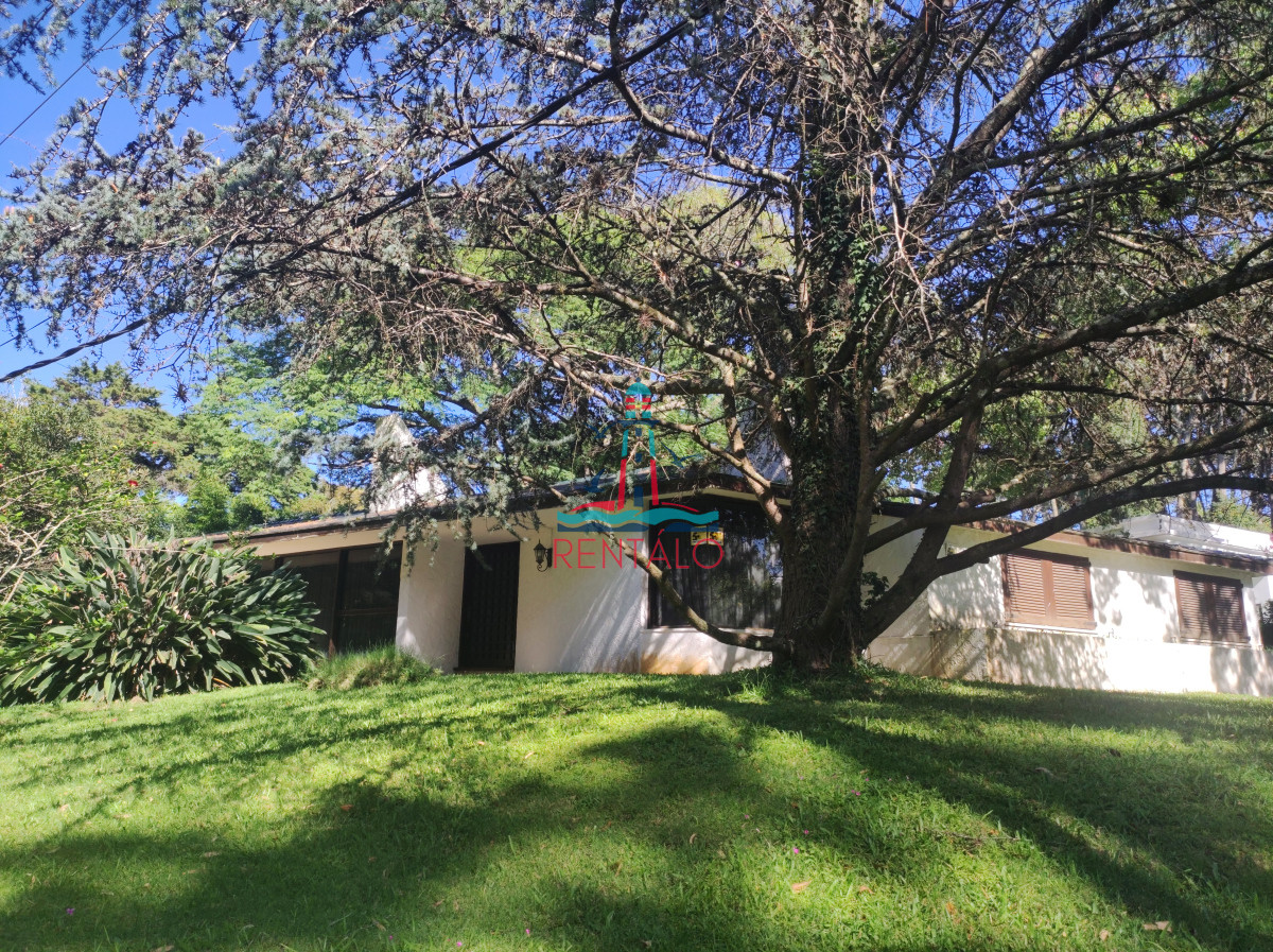 Casa ID.243 - Casa en venta Punta del Este Chalet 4 dormitorios